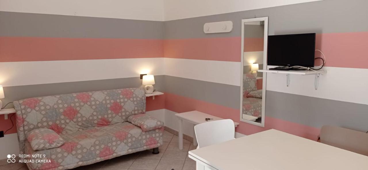 Corte Nel Borgo Apartamento Minervino di Lecce Exterior foto