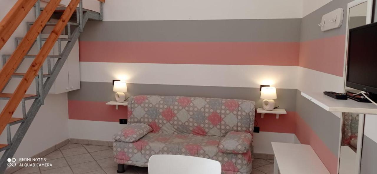 Corte Nel Borgo Apartamento Minervino di Lecce Exterior foto
