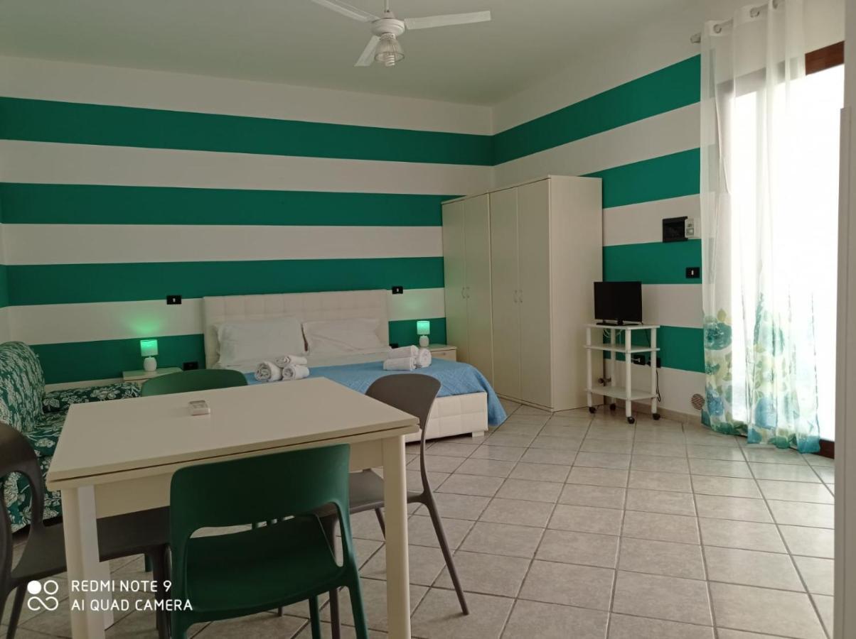 Corte Nel Borgo Apartamento Minervino di Lecce Exterior foto